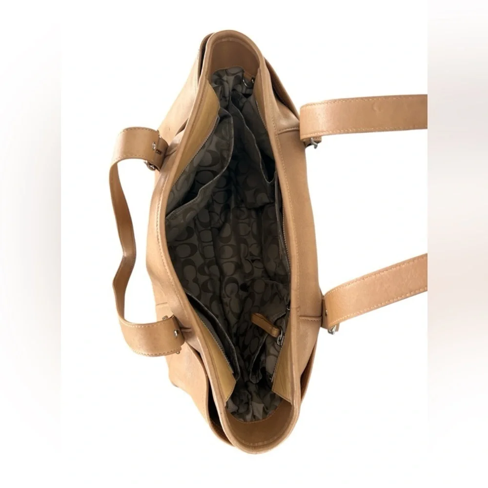 Coach Brown Leather Zip Top Double Buckle Straps - Picture 9 of 14